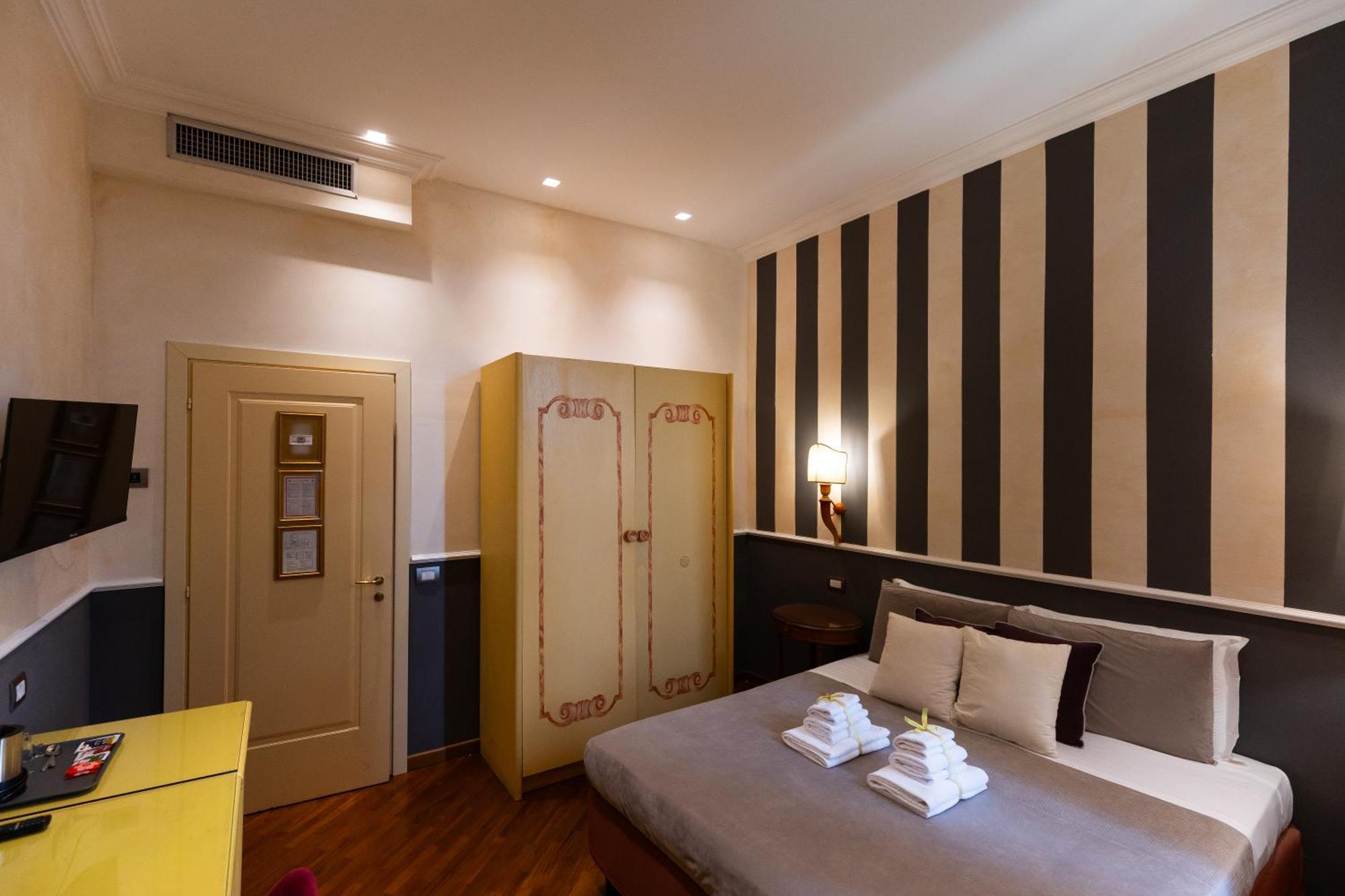 S.Maria Novella Dream Suites Флоренция Екстериор снимка